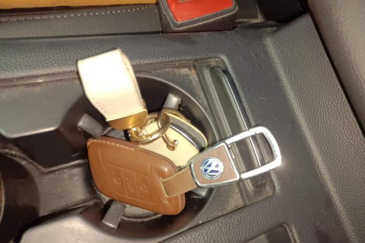 Used Volkswagen Magotan 2019 280TSI DSG Leading Model China V Standard Vehicle Key