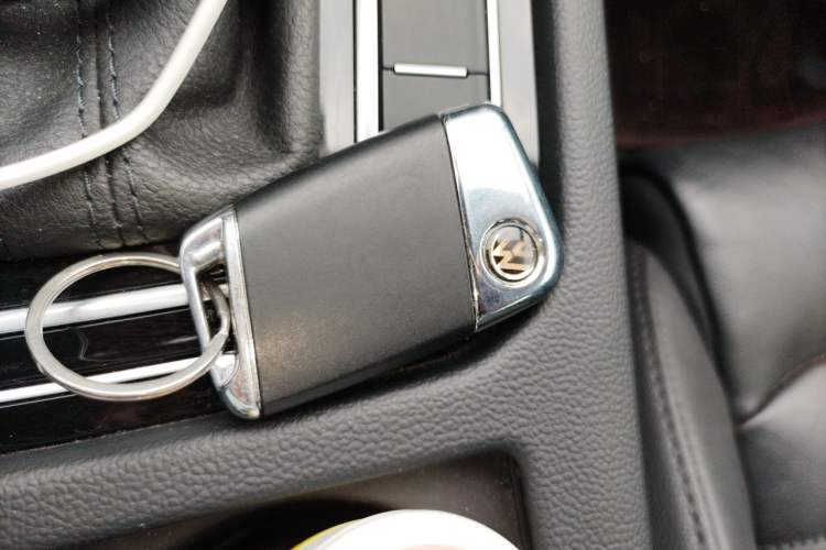 Used Volkswagen Magotan 2019 330TSI DSG Luxury Model China V Standard Vehicle Key