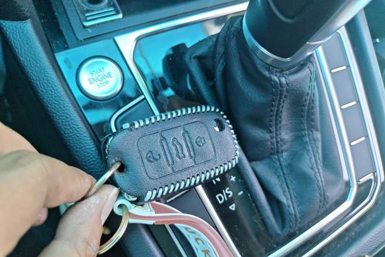 Used Volkswagen Magotan 2019 330TSI DSG Luxury Version China VI Standard Vehicle Key