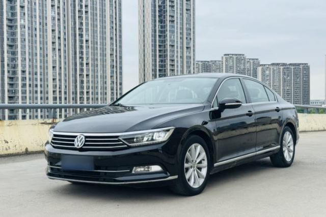 Used Volkswagen Magotan 2019 330TSI DSG Leading Edition China V Standard