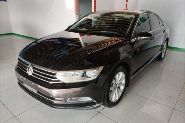 Ojetý Volkswagen Magotan 2019 330TSI DSG Leading Edition China V Standard