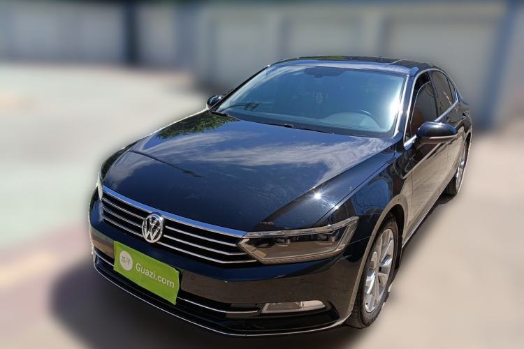 Used Volkswagen Magotan 2019 380TSI DSG Luxury Model China V Standard Guazi used car, China used car export, Used car for sale, Used cars, Cheapest cars for sale