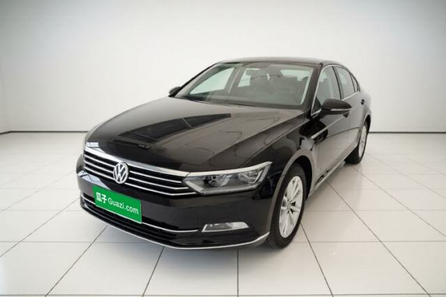 Ojetý Volkswagen Magotan 2019 330TSI DSG Leading Model China VI Standard
