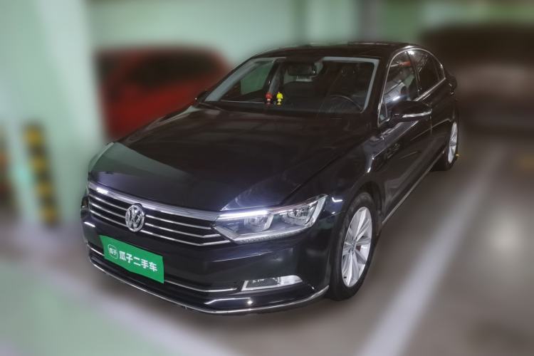 Używany Volkswagen Magotan 2019 330TSI DSG Leading Edition China V Standard Guazi used car, China used car export, Used car for sale, Used cars, Cheapest cars for sale