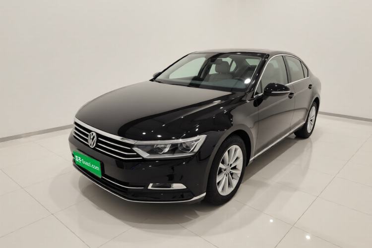 Used Volkswagen Magotan 2019 330TSI DSG Leading Edition China V Standard Guazi used car, China used car export, Used car for sale, Used cars, Cheapest cars for sale