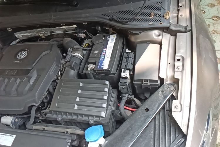 Used Volkswagen Magotan 2019 330TSI DSG Luxury Model China V Standard Engine Bay Left