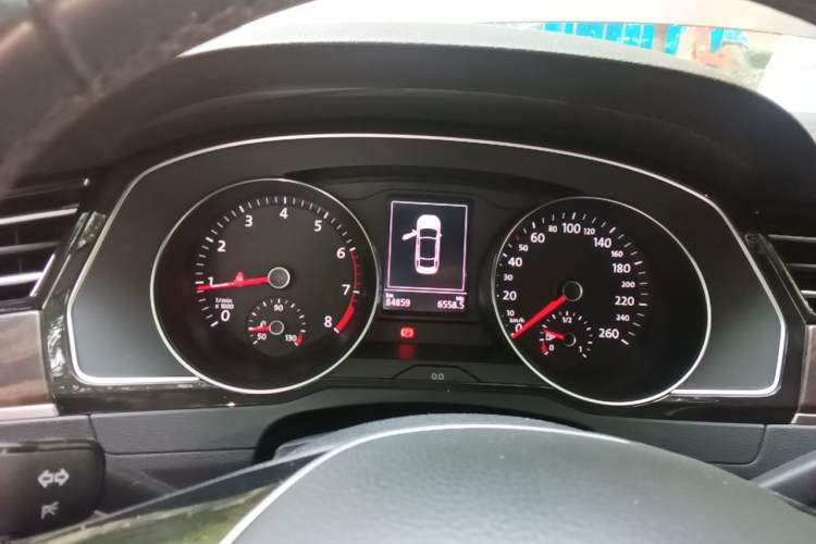 Used Volkswagen Magotan 2019 330TSI DSG Luxury Model China V Standard Instrument Cluster