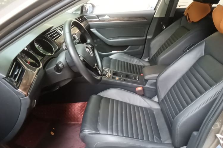 Used Volkswagen Magotan 2019 330TSI DSG Luxury Model China V Standard Left Front Seat