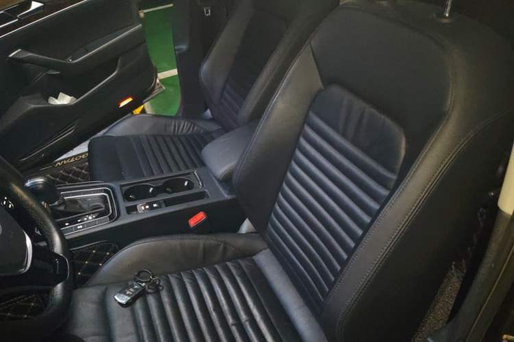 Used Volkswagen Magotan 2019 330TSI DSG Luxury Model China V Standard Left Front Seat