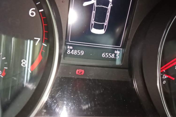 Used Volkswagen Magotan 2019 330TSI DSG Luxury Model China V Standard Odometer Close Up