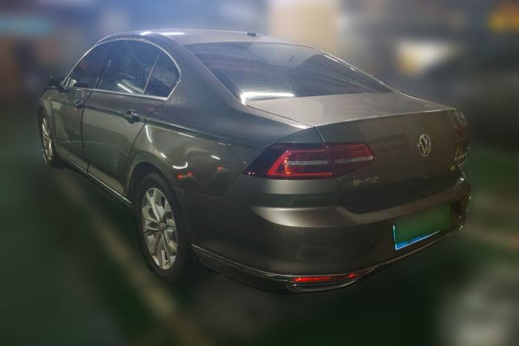 Used Volkswagen Magotan 2019 330TSI DSG Luxury Model China V Standard Rear Left 45 Deg
