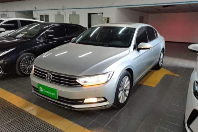 Used Volkswagen Magotan 2019 330TSI DSG Leading Model China VI Standard