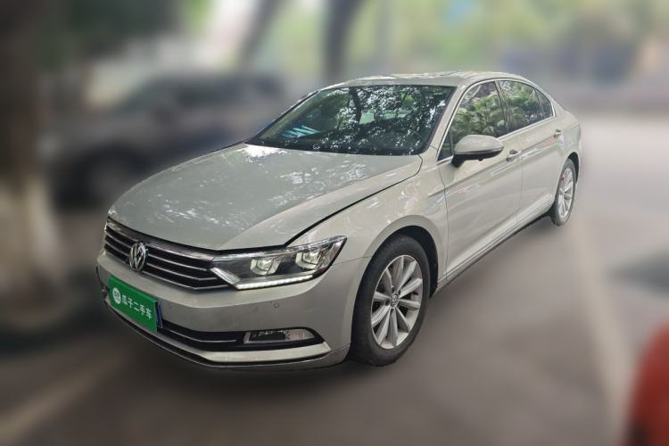 Used Volkswagen Magotan 2019 330TSI DSG Leading Model China VI Standard Guazi used car, China used car export, Used car for sale, Used  cars, Cheapest cars for sale