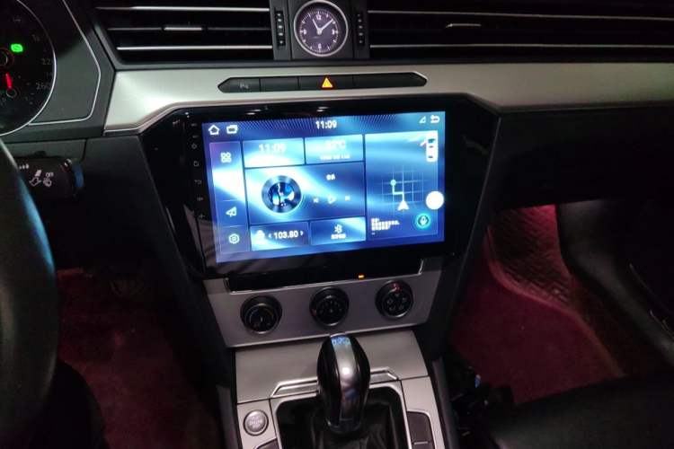 Used Volkswagen Magotan 2019 280TSI DSG Comfort Model China V Standard Audio And AC Panel