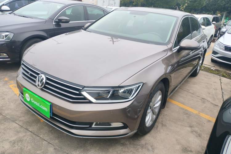 Used Volkswagen Magotan 2019 280TSI DSG Comfort Model China VI Standard Guazi used car, China used car export, Used car for sale, Used  cars, Cheapest cars for sale