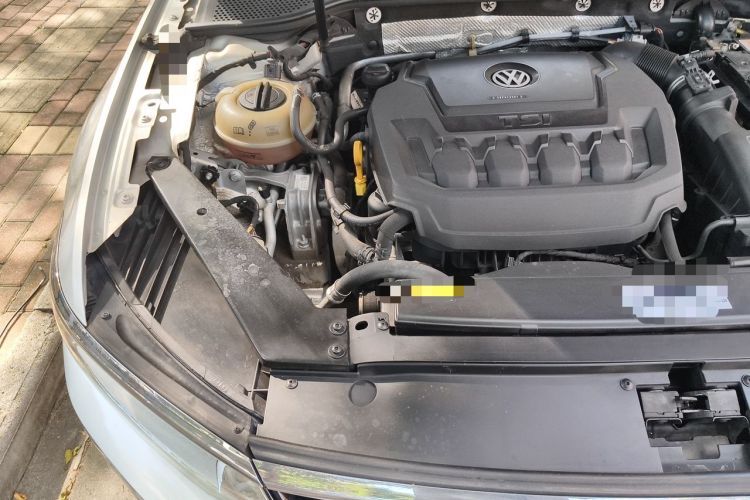 Used Volkswagen Magotan 2019 330TSI DSG Luxury Model China V Standard Engine Bay Right