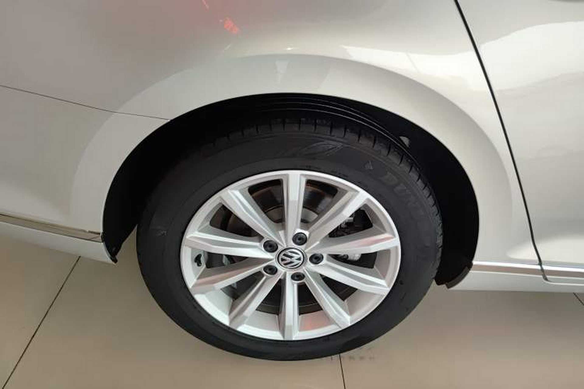Used Volkswagen Magotan 2019 330TSI DSG Leading Edition China V Standard Exterior 5