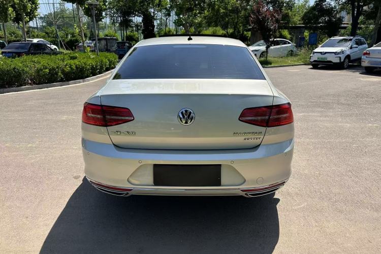 Used Volkswagen Magotan 2019 330TSI DSG Luxury Version China VI Standard Exterior 5