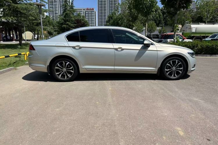 Used Volkswagen Magotan 2019 330TSI DSG Luxury Version China VI Standard Exterior 7