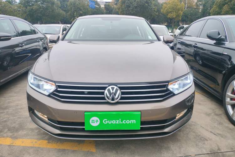 Used Volkswagen Magotan 2019 280TSI DSG Comfort Model China VI Standard Front