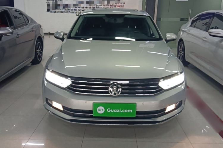 Used Volkswagen Magotan 2019 330TSI DSG Leading Edition China V Standard Front