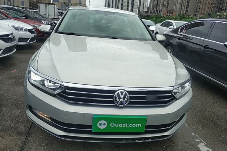 Used Volkswagen Magotan 2019 330TSI DSG Luxury Model China V Standard Front