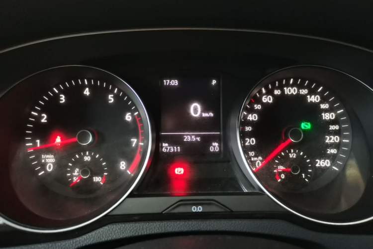 Used Volkswagen Magotan 2019 330TSI DSG Leading Model China VI Standard Instrument Cluster