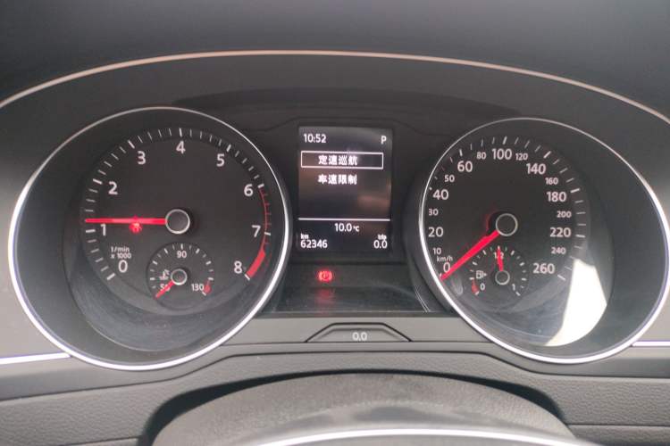 Used Volkswagen Magotan 2019 280TSI DSG Comfort Model China VI Standard Instrument Cluster