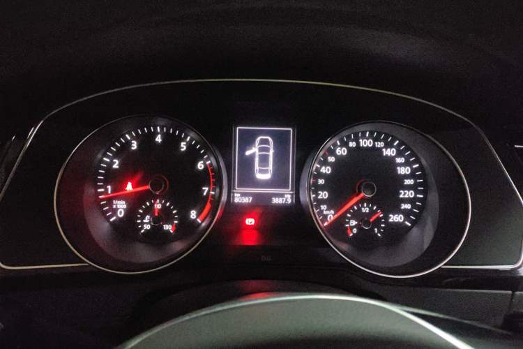 Used Volkswagen Magotan 2019 330TSI DSG Leading Edition China V Standard Instrument Cluster