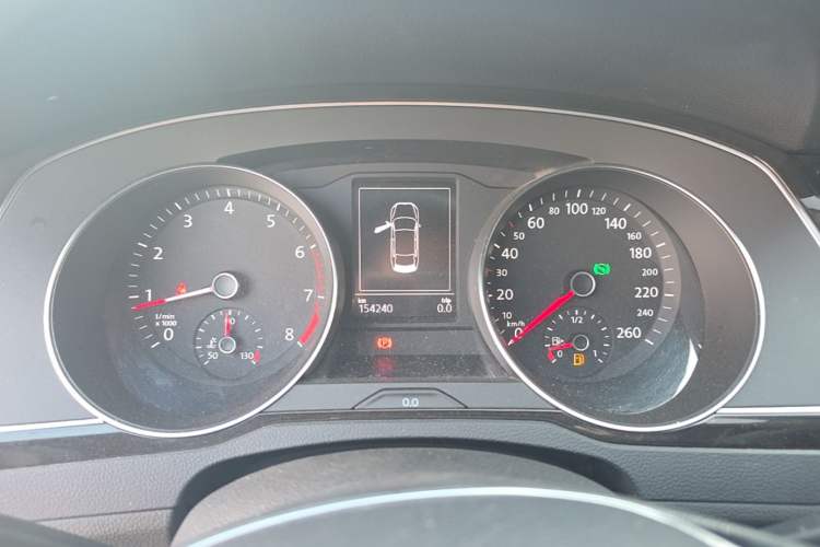 Used Volkswagen Magotan 2019 330TSI DSG Leading Edition China V Standard Instrument Cluster