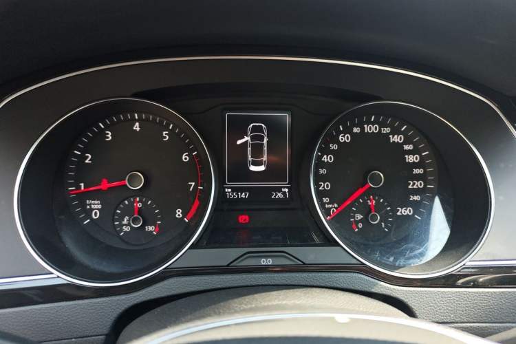 Used Volkswagen Magotan 2019 330TSI DSG Leading Edition China V Standard Instrument Cluster