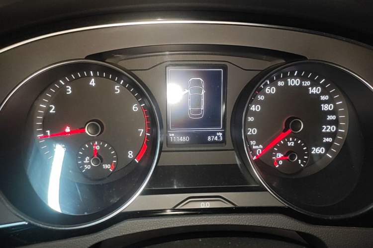 Used Volkswagen Magotan 2019 330TSI DSG Luxury Version China VI Standard Instrument Cluster