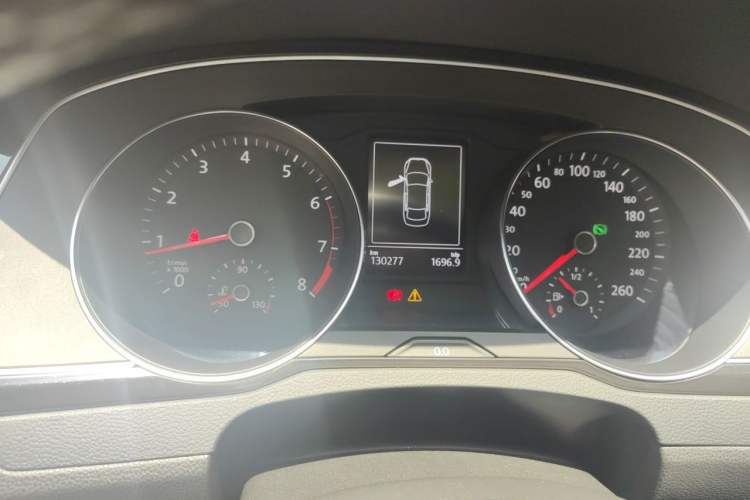 Used Volkswagen Magotan 2019 330TSI DSG Luxury Model China V Standard Instrument Cluster