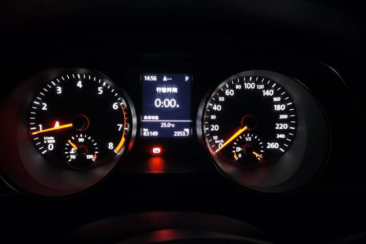 Used Volkswagen Magotan 2019 330TSI DSG Luxury Version China VI Standard Instrument Cluster