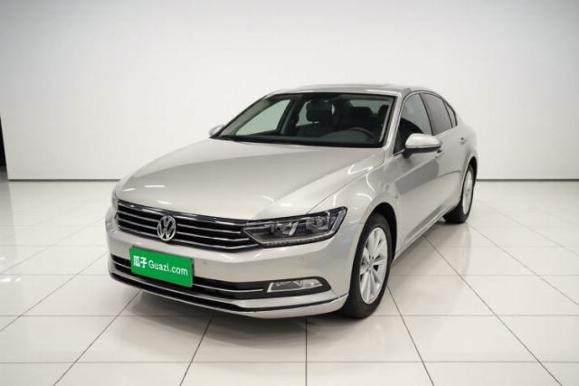 Ojetý Volkswagen Magotan 2019 330TSI DSG Leading Edition China V Standard