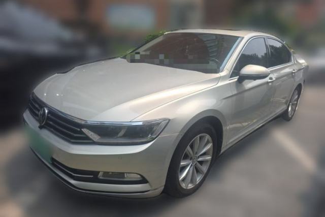 Volkswagen Magotan 2019 330TSI DSG Leading Edition China V Standard usado