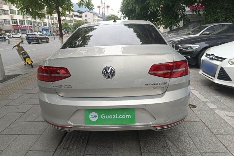 Used Volkswagen Magotan 2019 330TSI DSG Luxury Version China VI Standard Rear