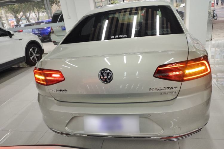 Used Volkswagen Magotan 2019 330TSI DSG Leading Model China VI Standard Rear
