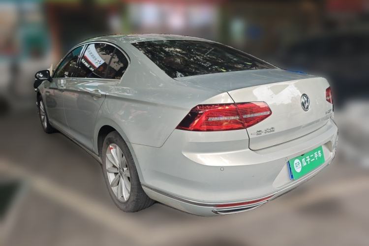 Used Volkswagen Magotan 2019 330TSI DSG Leading Model China VI Standard Rear Left 45 Deg