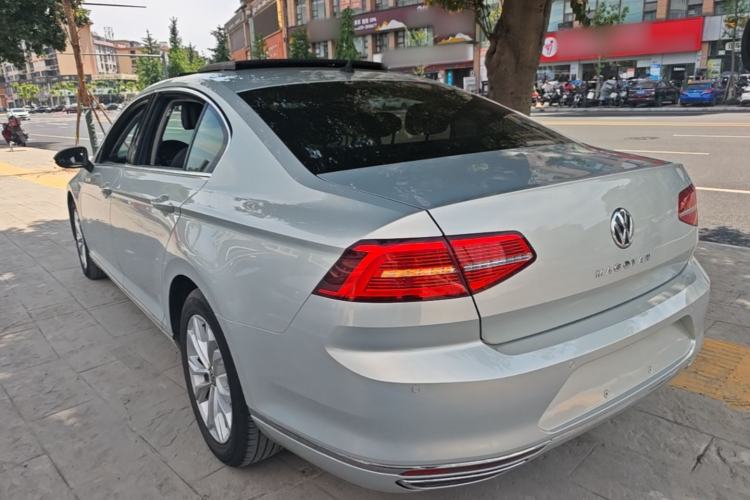Used Volkswagen Magotan 2019 330TSI DSG Luxury Version China VI Standard Rear Left 45 Deg