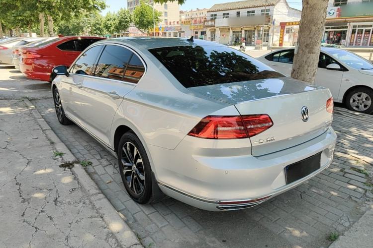 Used Volkswagen Magotan 2019 330TSI DSG Luxury Version China VI Standard Rear Left 45 Deg