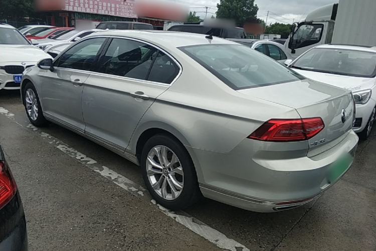 Used Volkswagen Magotan 2019 330TSI DSG Luxury Model China V Standard Rear Left 45 Deg