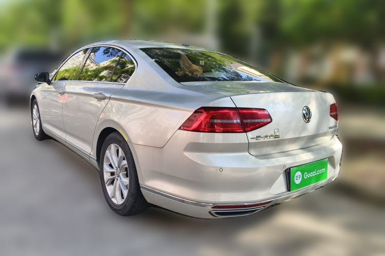 Used Volkswagen Magotan 2019 330TSI DSG Luxury Model China V Standard Rear Left 45 Deg