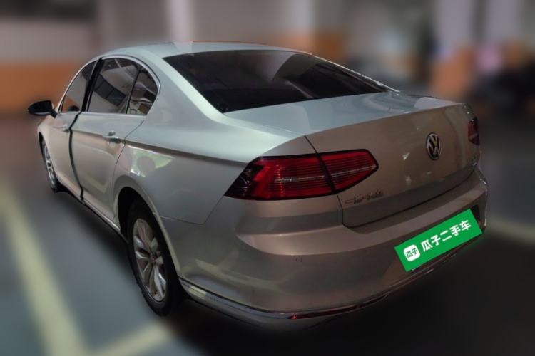 Used Volkswagen Magotan 2019 280TSI DSG Comfort Model China V Standard Rear Left 45 Deg
