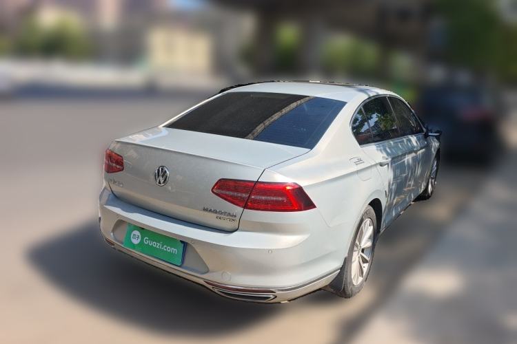 Used Volkswagen Magotan 2019 330TSI DSG Leading Edition China V Standard Rear Right 45 Deg