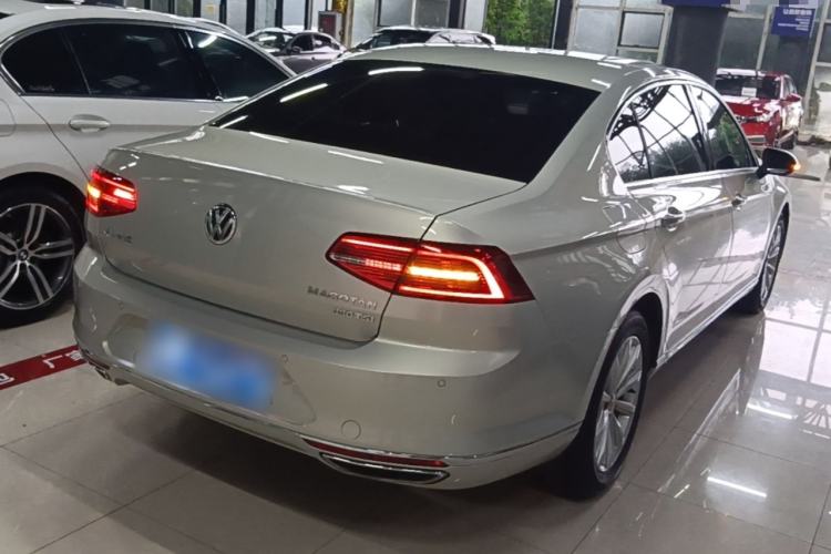 Used Volkswagen Magotan 2019 330TSI DSG Leading Edition China V Standard Rear Right 45 Deg