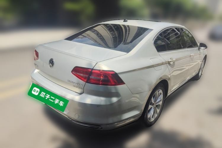 Used Volkswagen Magotan 2019 330TSI DSG Luxury Model China V Standard Rear Right 45 Deg