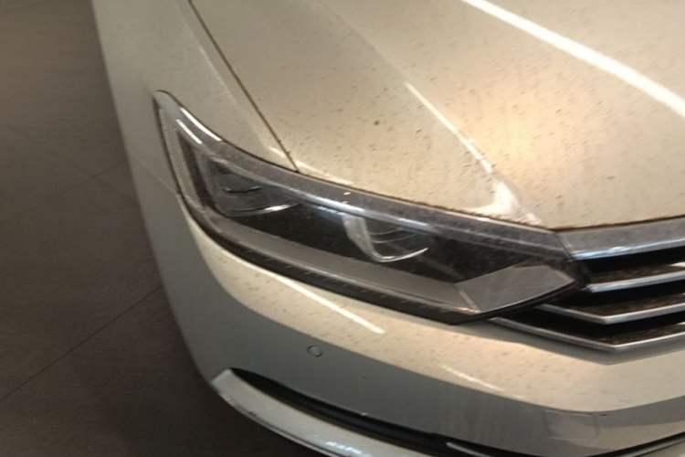 Used Volkswagen Magotan 2019 330TSI DSG Luxury Model China V Standard Right Front Headlight