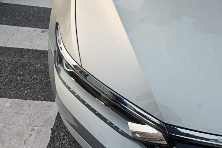 Used Volkswagen Magotan 2019 330TSI DSG Luxury Version China VI Standard Right Front Headlight
