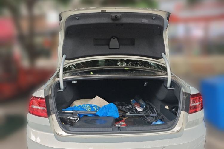 Used Volkswagen Magotan 2019 330TSI DSG Leading Model China VI Standard Trunk